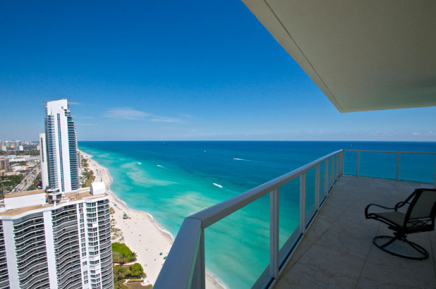 Luxury Miami Real Estate Photography Perla