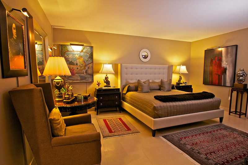 Venetian Apartment master bedroom